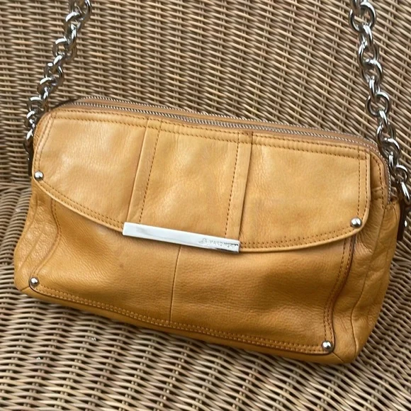 B Makowsky yellow Purse Womens Leather Glove Soft SATC Silver Hardware Bohemian - Picture 4 of 13